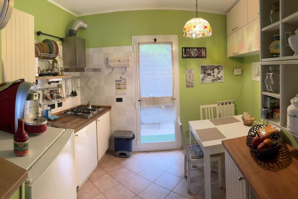 Le Rose , Relax In Casolare Del 1700 Lejlighed Sarzana Eksteriør billede